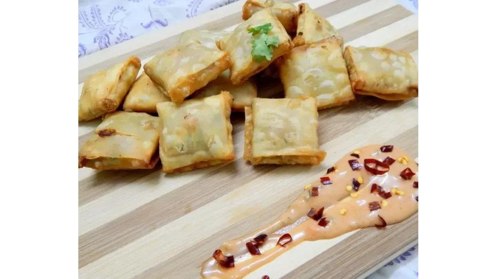 Crispy chicken cheese parcels filled with minced chicken and cheddar cheese